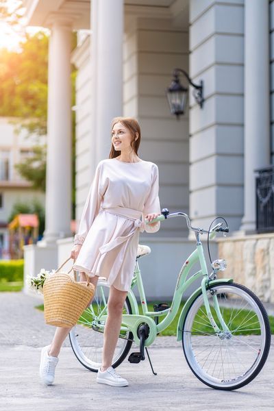 🚴&zwj;♀️Велосипед женский городской VANESSA 28 Mint с корзиной Польша НФ-00000795 фото