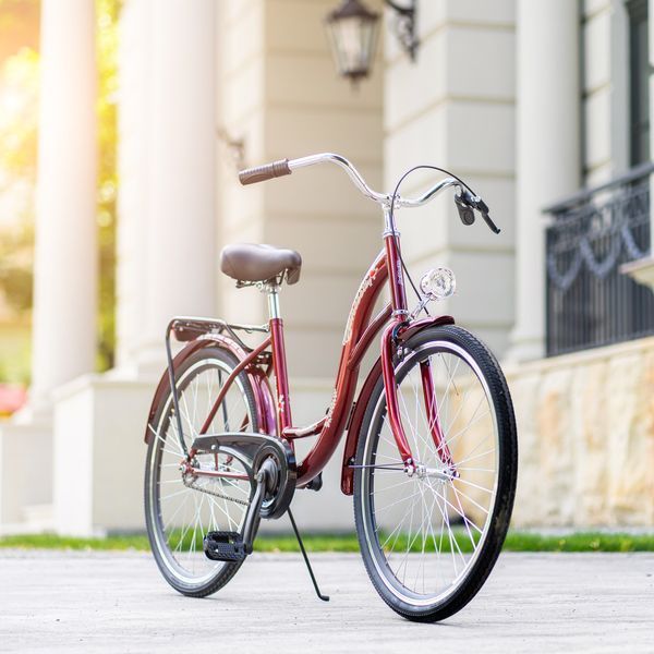 🚴&zwj;♀️Велосипед женский городской VANESSA 28 Red с корзиной Польша